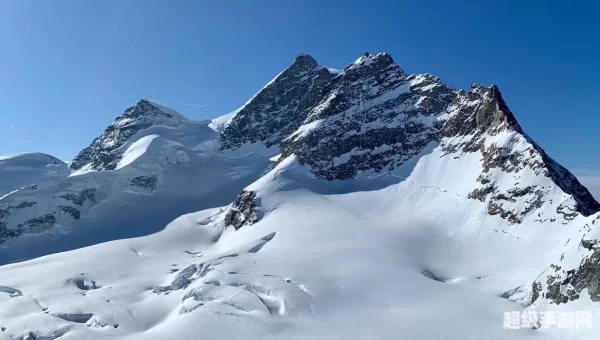 阿尔卑斯最高峰